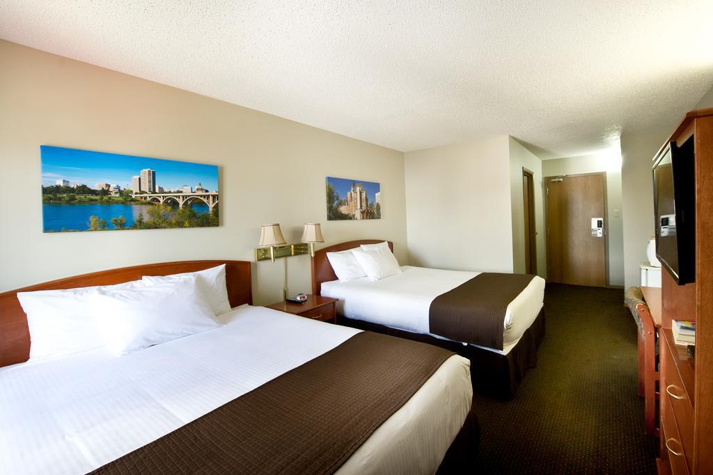 Riviera Motor Inn Саскатун Екстериор снимка