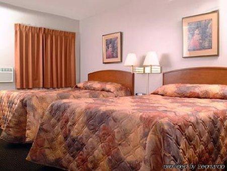 Riviera Motor Inn Саскатун Екстериор снимка